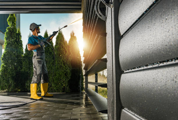 Deck Cleaning Services in Sedalia, MO